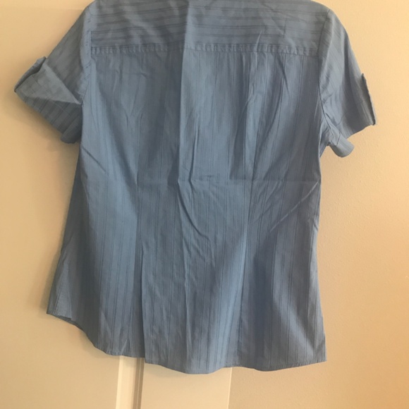 NEW YORK & COMPANY STRETCH    LIGHT BLUE  M - Picture 2 of 3